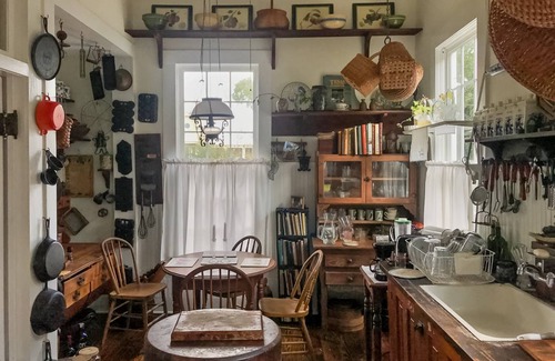 Bastrop House | 237 m² House ∙ 3 bedrooms ∙ 7 guests