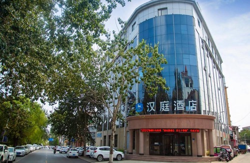 Dengfeng Hotel | 24 m² Hotel ∙ 3 guests