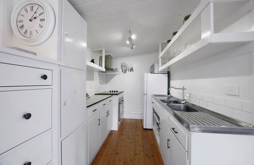 Brunswick Apartment | 24 Minnie Street, Brunswick·