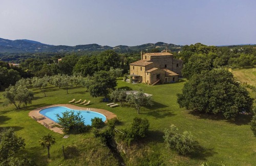 Sorano Other | 240 m² Accommodation ∙ 9 bedrooms ∙ 22 guests
