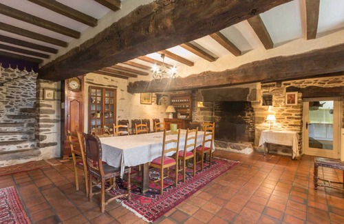 Peillac House | 240 m² Gîte ∙ 3 bedrooms ∙ 10 guests