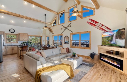 Fort Collins House | 240 m² House ∙ 3 bedrooms ∙ 8 guests
