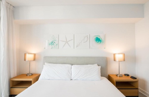 Hallandale Beach House | 2409AB Stylish Breathtaking 2BR 2BTH Condo ideal for long stays by the beach
