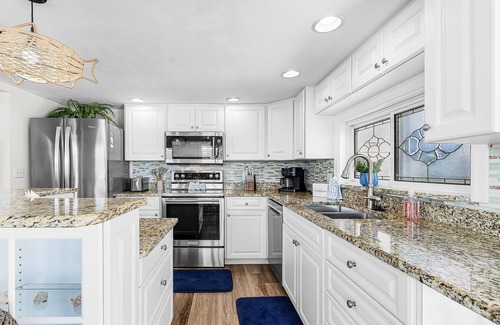 Hills T P House | 249 Into The Mystic: 3BR/3BA Pool Home!