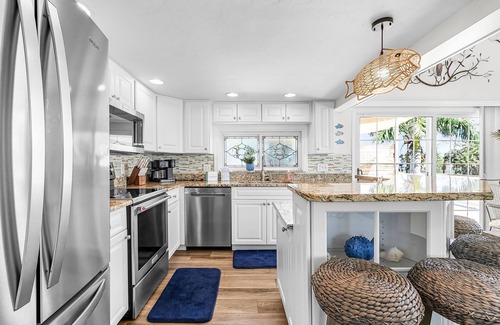 Hills T P House | 249 Into The Mystic: 3BR/3BA Pool Home!
