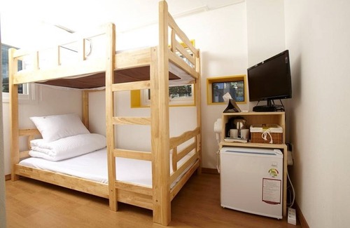 Namyeong-dong House | 24guesthouse Seoul Station