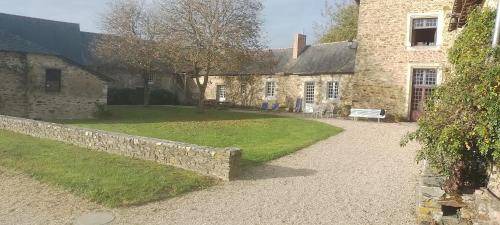Gennes-sur-Glaize Bed & Breakfast | 25 m² Bed and breakfast ∙ 2 guests