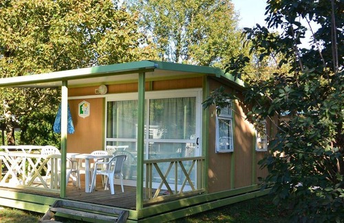 Monnet-la-Ville Ski Chalet | 25 m² Chalet ∙ 2 bedrooms ∙ 4 guests