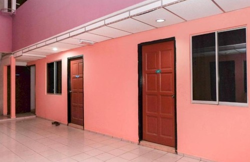 Dusun Nyior Hotel | 25 m² Hotel ∙ 5 guests
