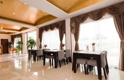 Taicang Hotel | 25 m² Hotel ∙ 2 bedrooms ∙ 4 guests