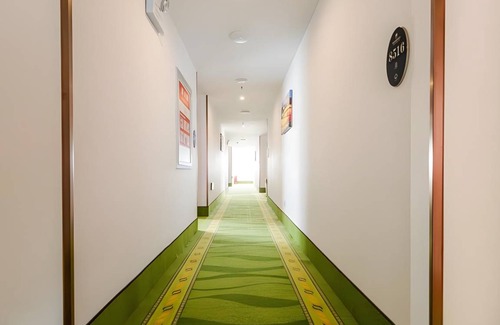 Taicang Hotel | 25 m² Hotel ∙ 2 bedrooms ∙ 4 guests