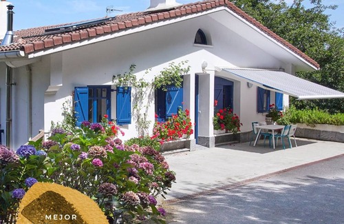 Getaria Cottage | 250 m² Cabin ∙ 5 bedrooms ∙ 12 guests