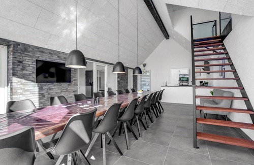 Toftum House | 250 m² House ∙ 8 bedrooms ∙ 16 guests