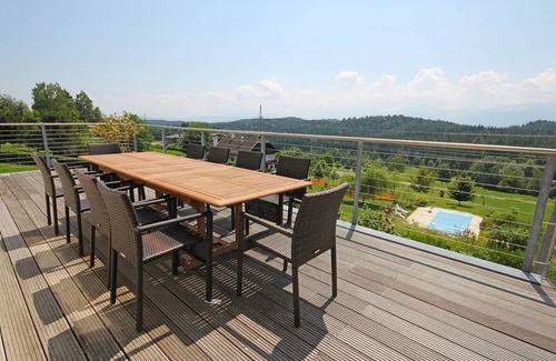 Bodensdorf Villa | 250 m² Villa ∙ 5 bedrooms ∙ 10 guests