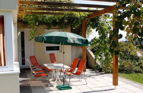 Bodensdorf Villa | 250 m² Villa ∙ 5 bedrooms ∙ 10 guests