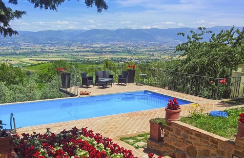 Cantalupo Villa | 250 m² Villa ∙ 5 bedrooms ∙ 13 guests