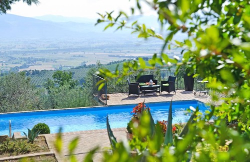 Cantalupo Villa | 250 m² Villa ∙ 5 bedrooms ∙ 13 guests