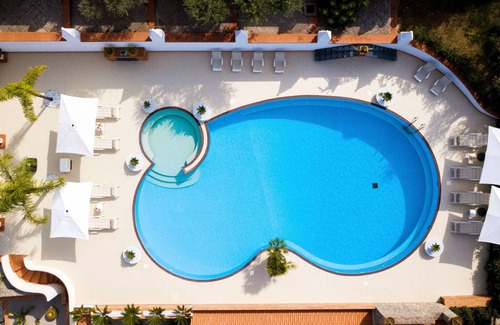 Carini Villa | 250 m² Villa ∙ 6 bedrooms ∙ 13 guests