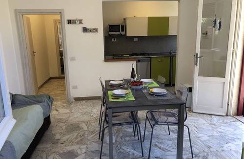 Marina di Cecina Apartment | 250 meters from the sea, air conditioning and garden, pets welcome