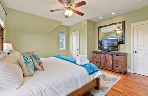 Fort Collins House | 251 m² House ∙ 4 bedrooms ∙ 8 guests