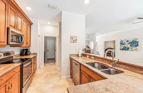 Bonita Springs House | 25530 Cedar Creek SFH