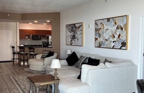 Kingston Condo | 25th Floor Penthouse with Ocean Views