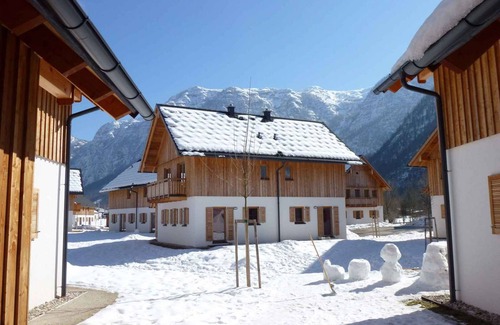 Obertraun Ski Chalet | 260 m² Chalet ∙ 8 bedrooms ∙ 16 guests