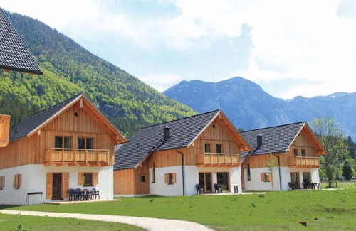 Obertraun Ski Chalet | 260 m² Chalet ∙ 8 bedrooms ∙ 16 guests