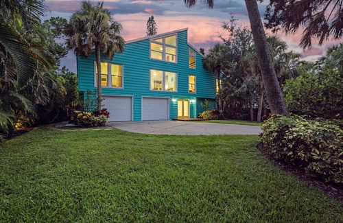 Bay Isle House | 270 m² House ∙ 5 bedrooms ∙ 10 guests