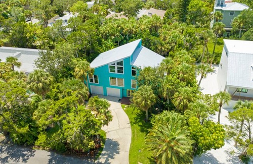 Bay Isle House | 270 m² House ∙ 5 bedrooms ∙ 10 guests