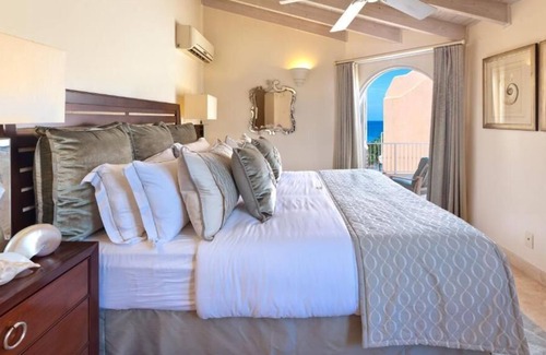 Little Battaleys Villa | 2700 sq. ft. Three-Bedroom Luxury Beachfront Suite on the West Coast