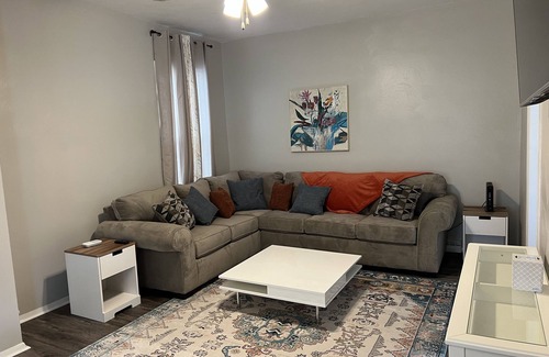 Mishawaka House | 2700 square foot-4 Bedroom Home with Free parking