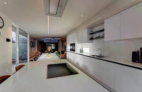 Roesbrugge-Haringe House | 275 m² House ∙ 5 bedrooms ∙ 12 guests