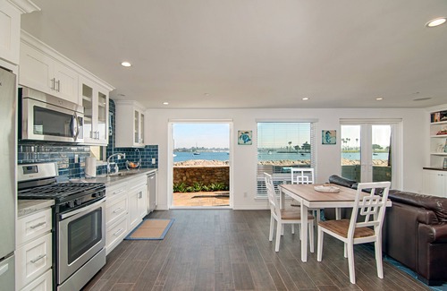 South Mission Beach Apartment | #2762 - Waterfront, luxurious with big patio and breathtaking views