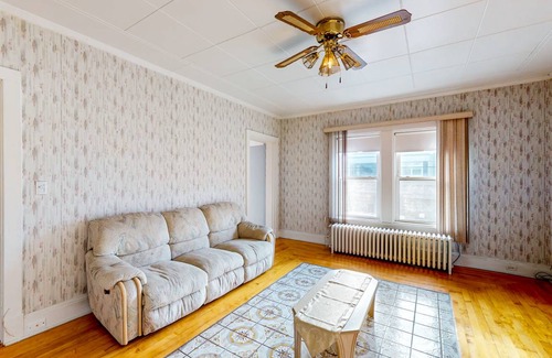 Madawaska House | 279 m² House ∙ 4 bedrooms ∙ 8 guests