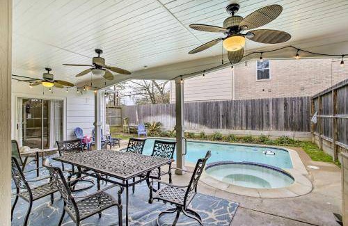 Spring Branch East House | 289 m² House ∙ 3 bedrooms ∙ 9 guests