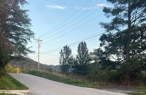 Lone RV Rental | 29 Beautifully Raw Acres to enjoy!!