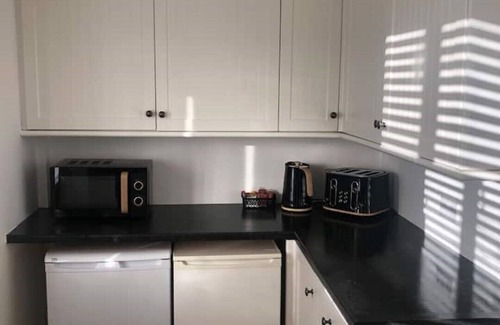 Scunthorpe House | 29 Comfort house 2 bedroom townhouse with parking