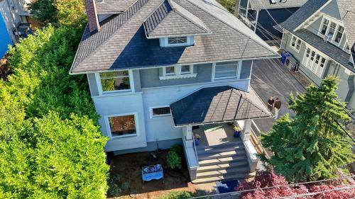 Queen Anne House | 292 m² House ∙ 6 bedrooms ∙ 14 guests