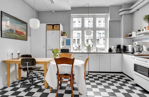 Kolding House | 296 m² House ∙ 12 bedrooms ∙ 26 guests