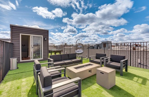 Newark Apartment | 297 m² Apartment ∙ 3 bedrooms ∙ 6 guests