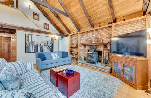Lake Arrowhead House | 297 m² House ∙ 3 bedrooms ∙ 10 guests