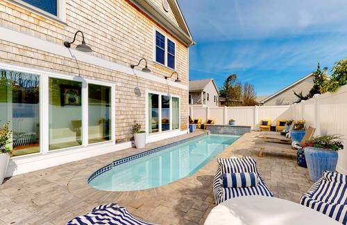 Dodds Addition House | 297 m² House ∙ 5 bedrooms ∙ 12 guests