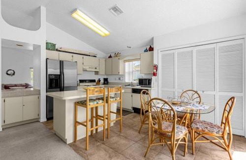 Lindfields House | 2974 Viscount Villa 3bed+ Pool&Spa