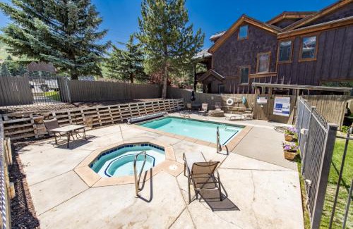 North Park City Apartment | 2BD 2BA Condo with Hot Tub and Pool