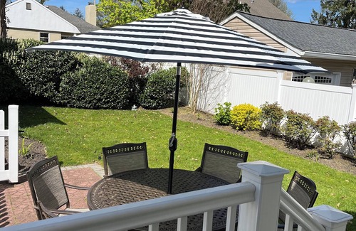 Bayville House | 2bed/2bath Beach Bungalow in Bayville, NY