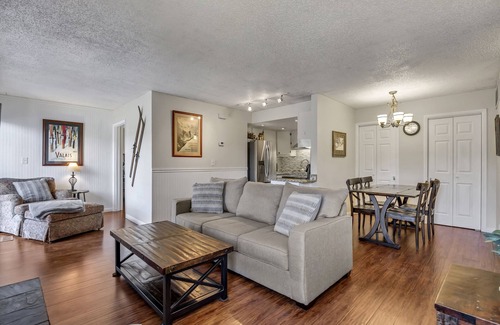 Downtown Park City Condo | 2bed/2bath Condo with Ski in/Ski out, <5 min walk to Main St & Town lift