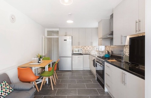 Kensal Green Apartment | 2Bed W/Garden/10mins FR Notting Hill
