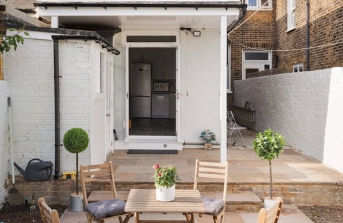 Kensal Green Apartment | 2Bed W/Garden/10mins FR Notting Hill