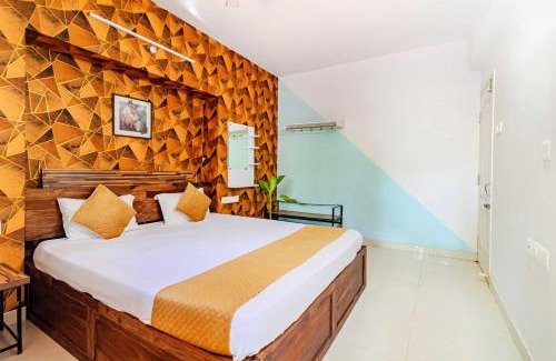 Vagator Apartment | 2bhk Sparkling Apartment with POOL